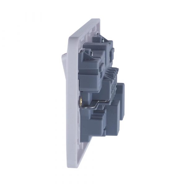 SCHNEIDER ELECTRIC LISSE 2.1A 2-GANG SP SWITCHED SOCKET + 2.1A 10.5W 2-OUTLET TYPE A USB CHARGER WHITE (5429J) - Image 3